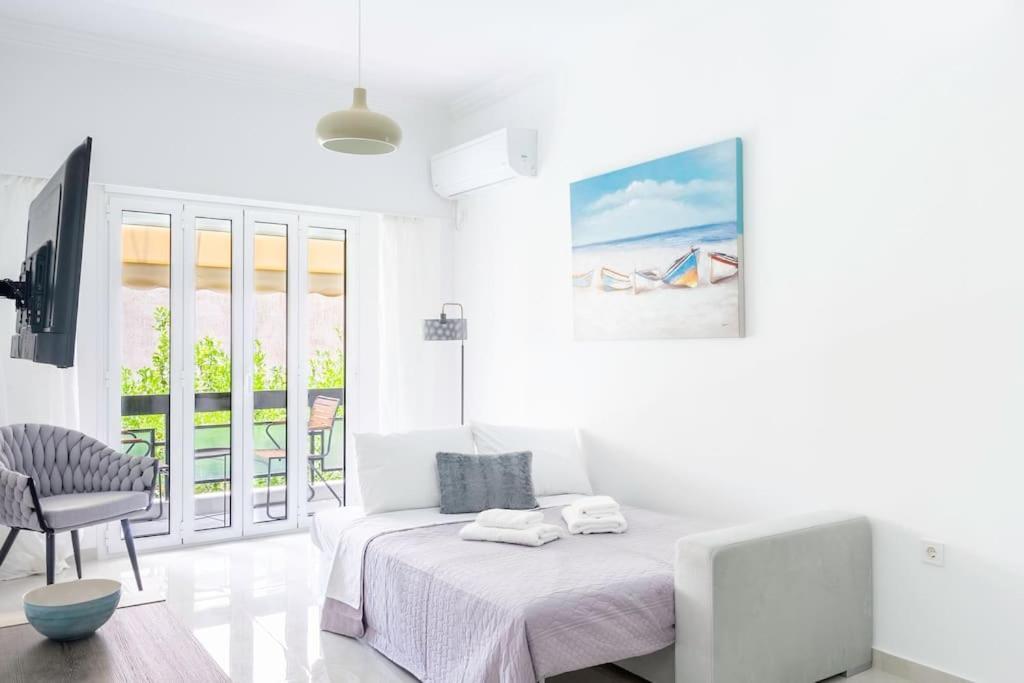 Alimos Sun-Filled Apartment Atenas Exterior foto